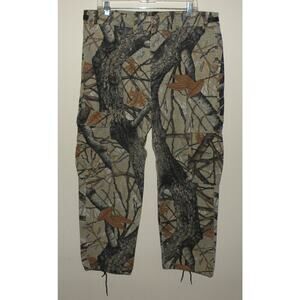 World Famous Sports Men’s Large Cargo Pants Skyline Apparition Camo